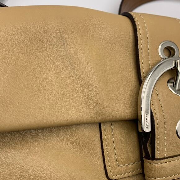 Vintage COACH Y2k Soho Saddle Tan Flap Shoulder Bag - Picture 10 of 10